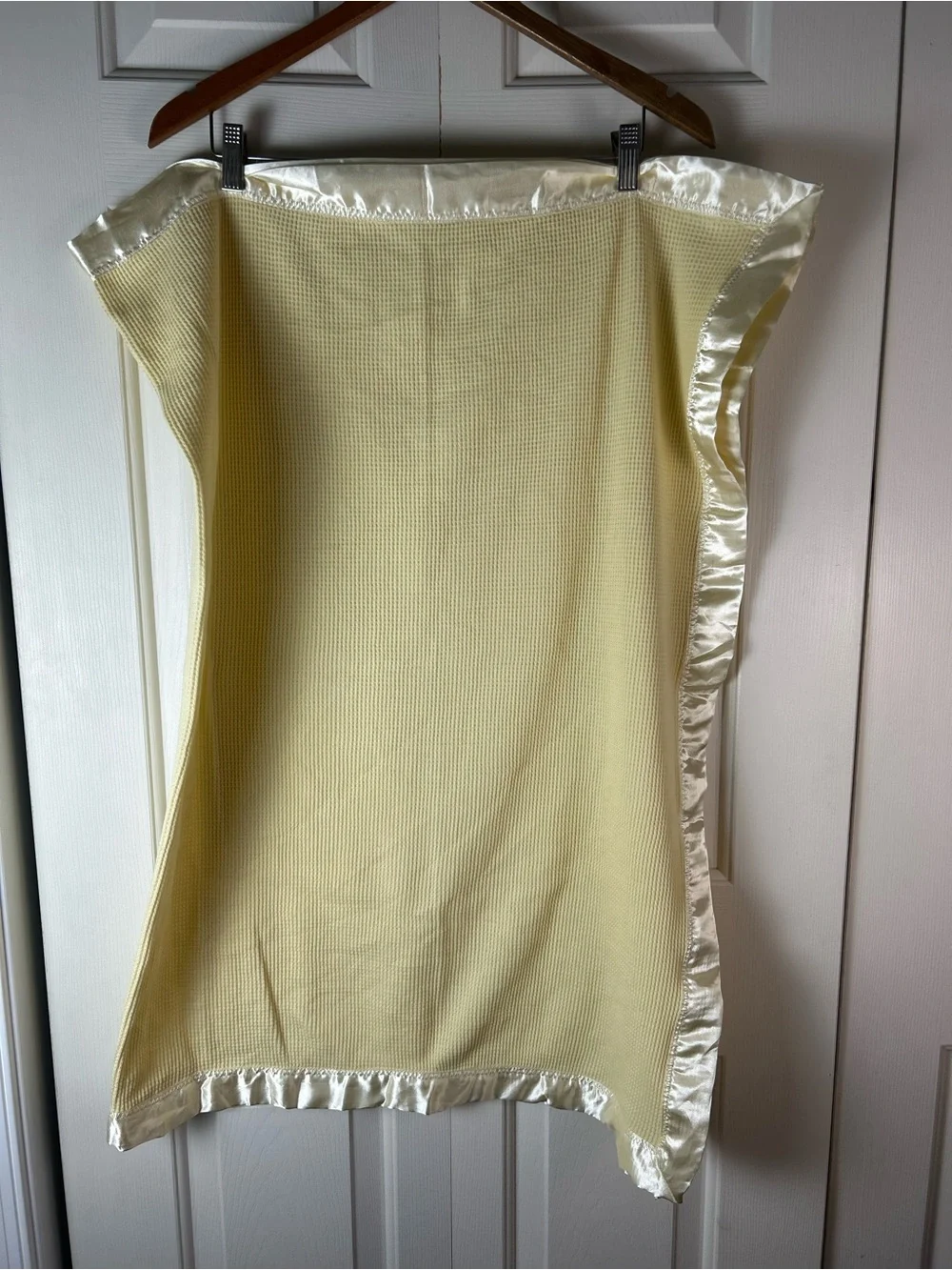 Starting Out Solid Yellow Baby Blanket Thermal Waffle Weave Silky Satin Edge